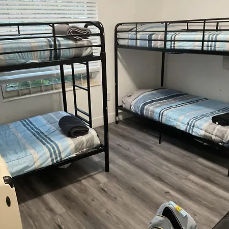 Miami Coliving Shared House For Professionals Hostel